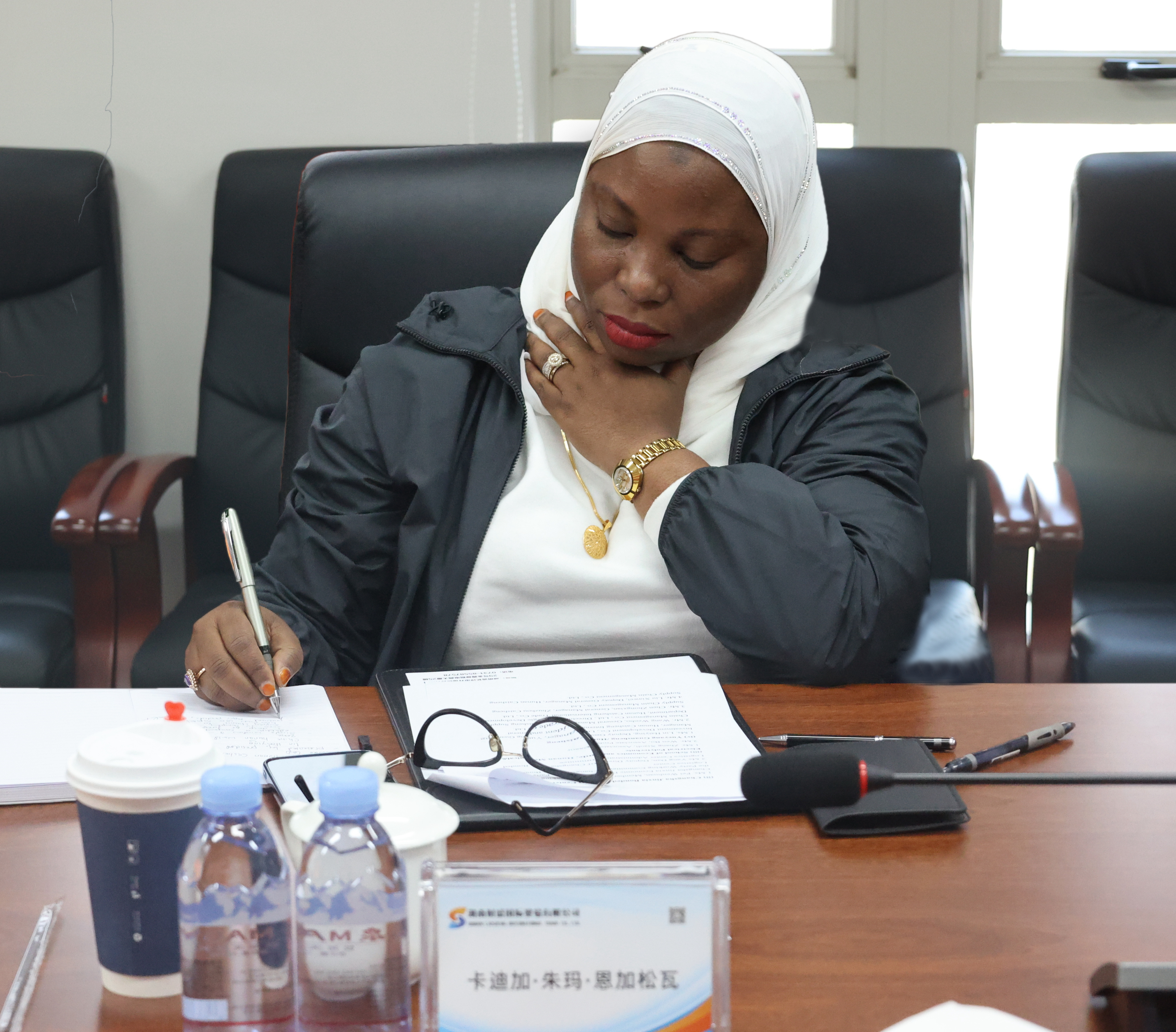 f89e4f3ea74e1895733353751c833ab